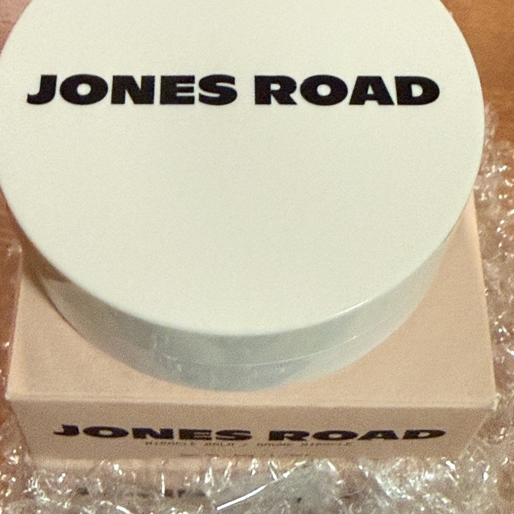 Jones Road Miracle Balm - Chic. New in Box. - Picture 7 of 7